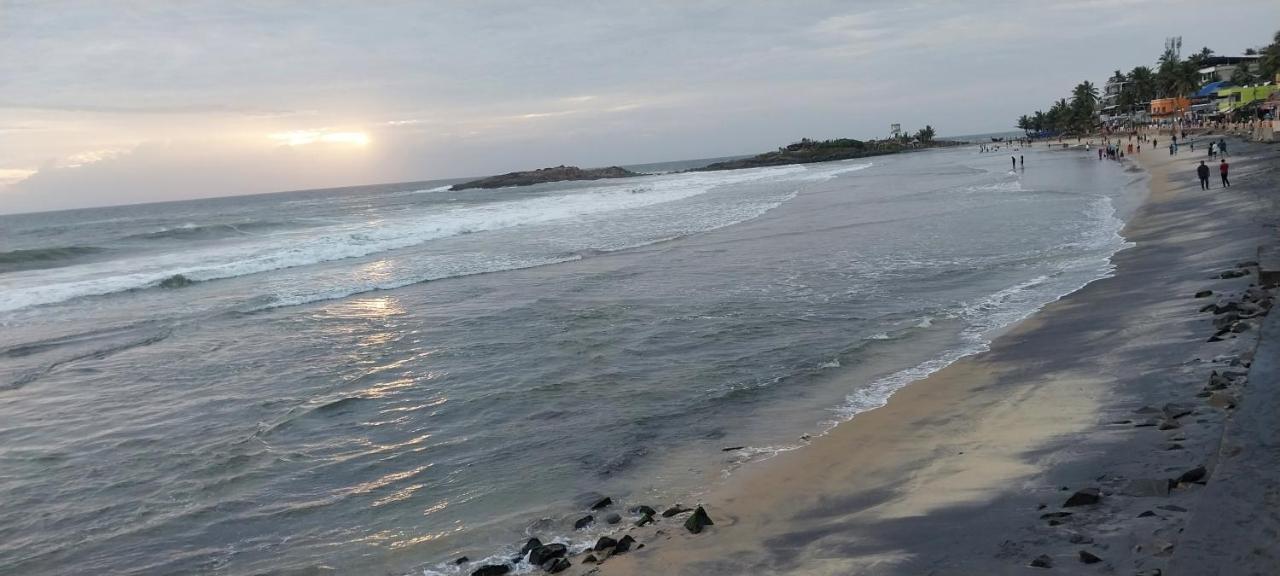 Packbag Beach Hotel Kovalam Eksteriør bilde