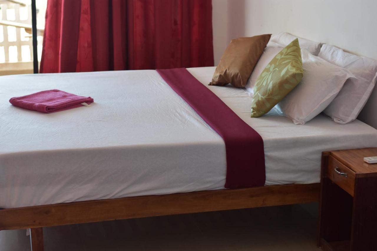 Packbag Beach Hotel Kovalam Eksteriør bilde