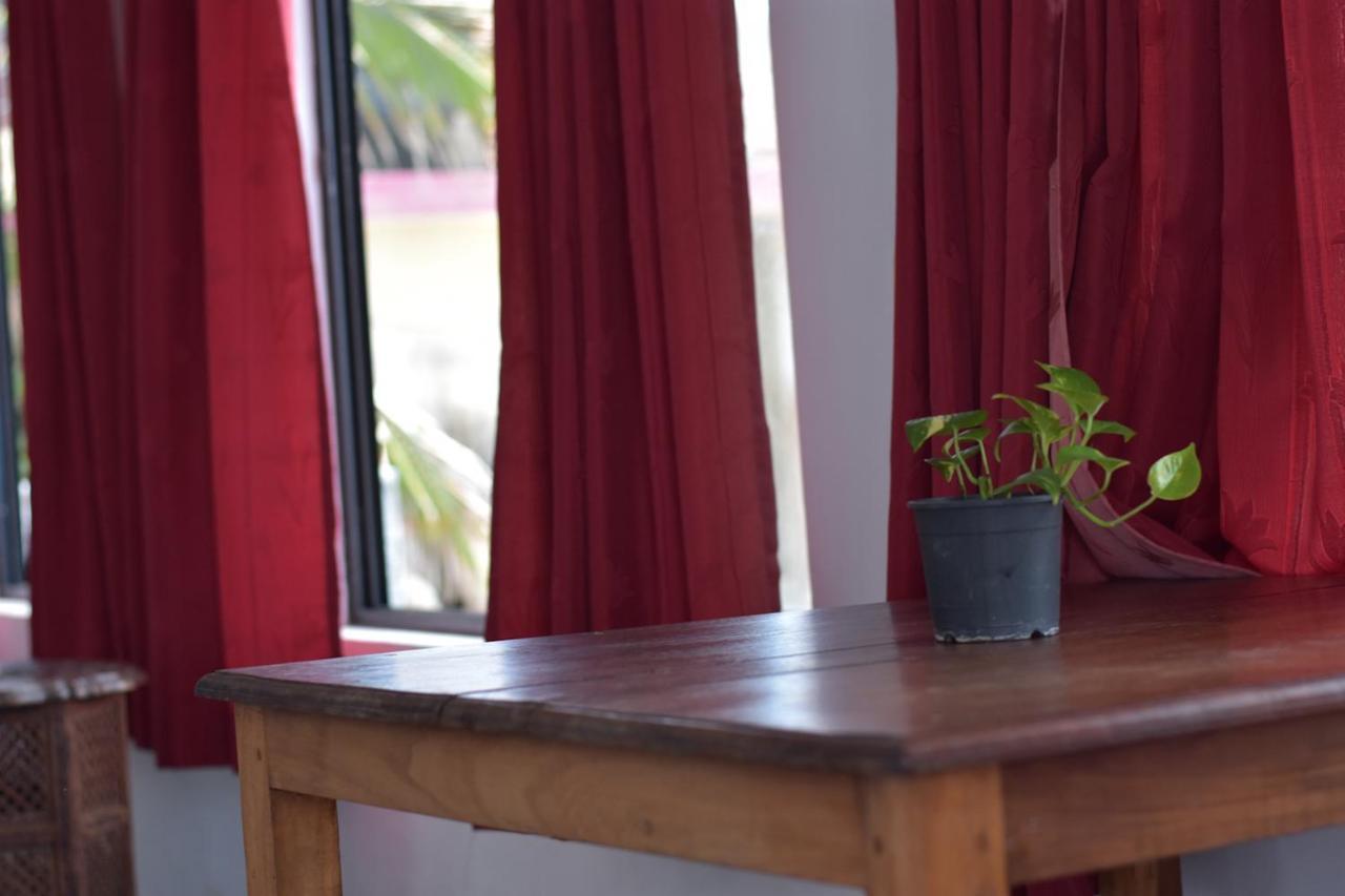 Packbag Beach Hotel Kovalam Eksteriør bilde