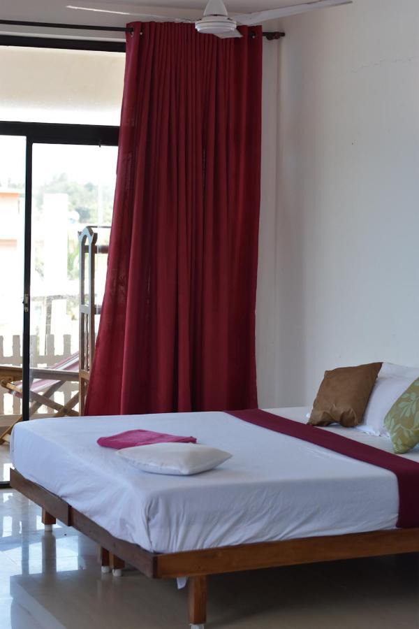 Packbag Beach Hotel Kovalam Eksteriør bilde