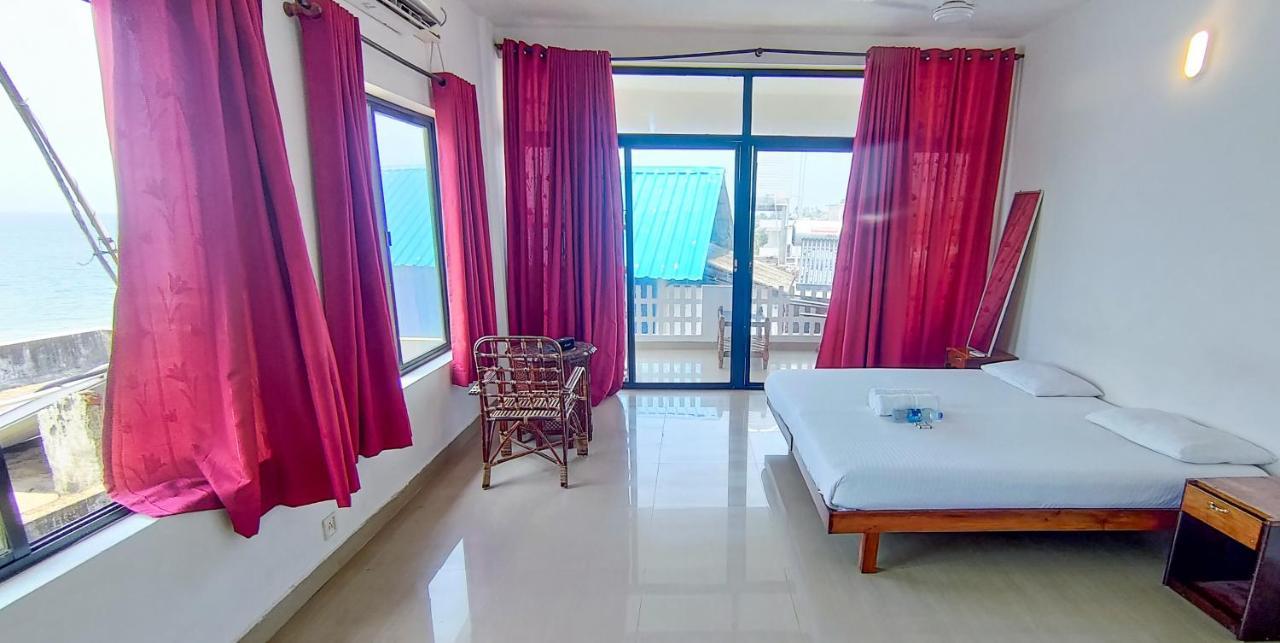 Packbag Beach Hotel Kovalam Eksteriør bilde