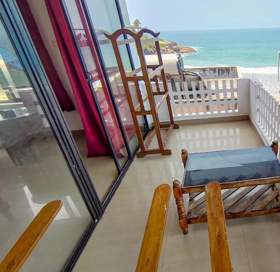 Packbag Beach Hotel Kovalam Eksteriør bilde